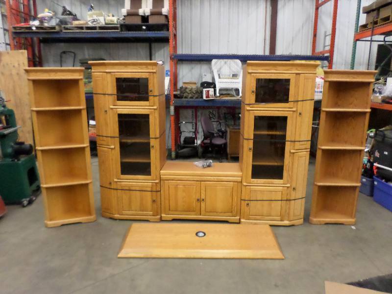 lot 111 image: Large 7-Piece Lighted Wooden Entert...