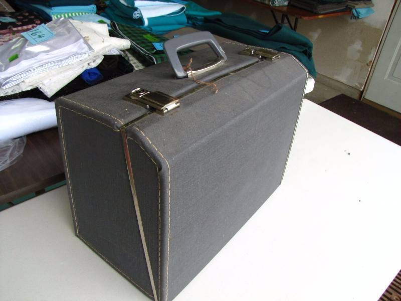 unique sewing machine carrier