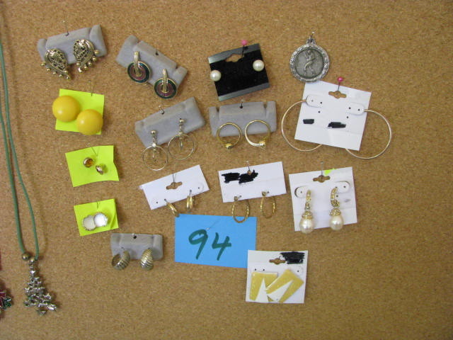earring lot see photos