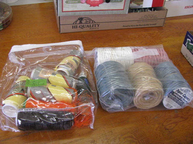 maxi-lock thread and twisted paper for crafts