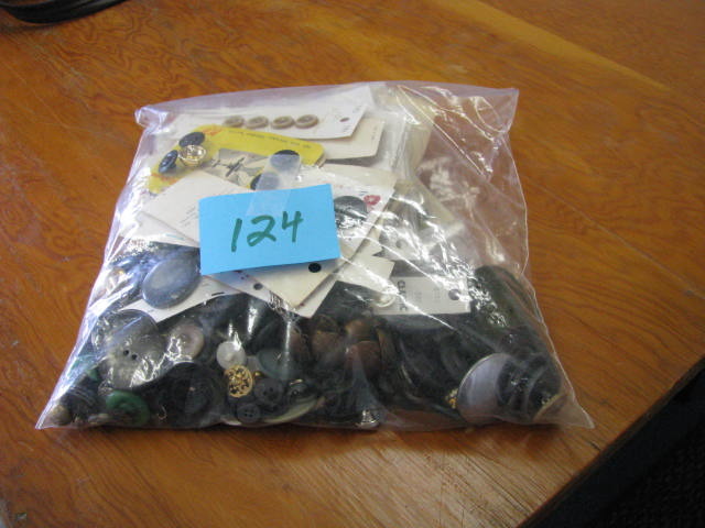buttons many on cards still