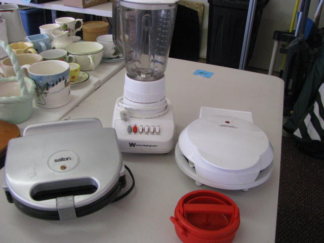 blender waffle and donut makers with burger press