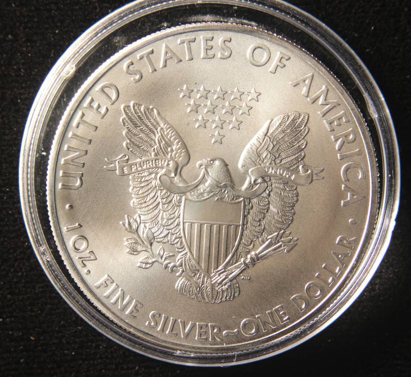 2014 US SILVER EAGLE .999 FINE SILVER IN AIRTITE HOLDER