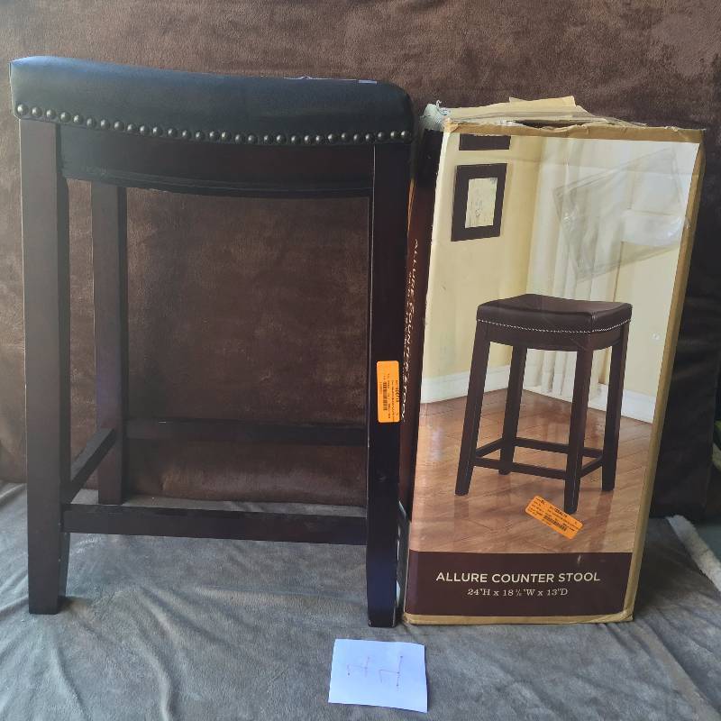 Lot of 2 Allure Counter Stools