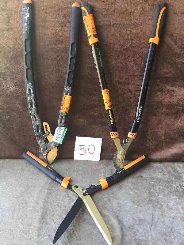 Lot of 3 Cutters