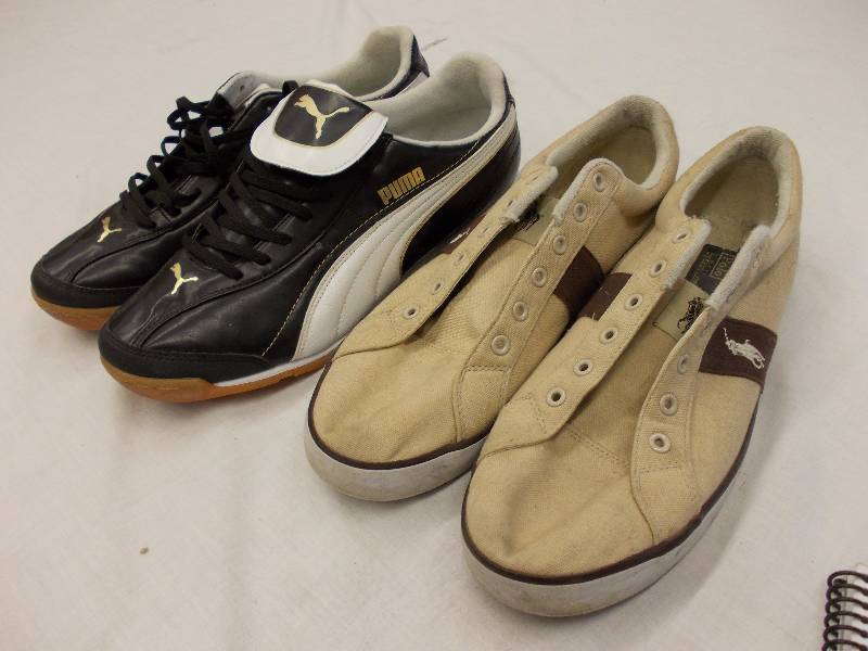 Sneakers