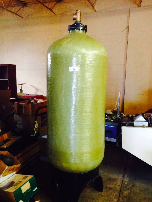 Polyethylene upright pressure tank