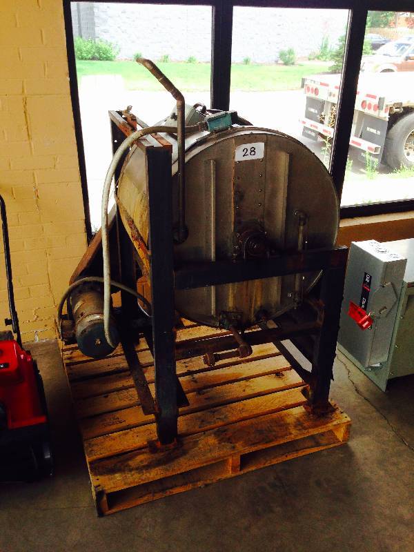 Industrial washing machine