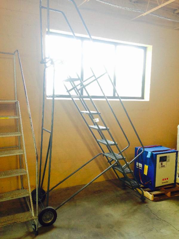 Metal safety warehouse ladder