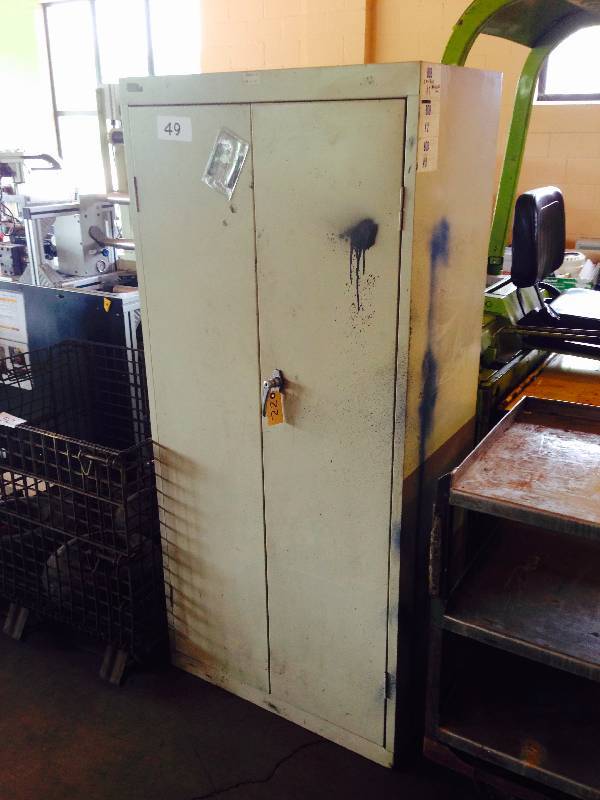 2 door cabinet