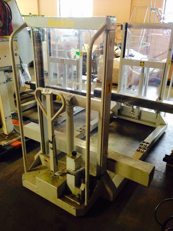 Heavy duty walk behind lift