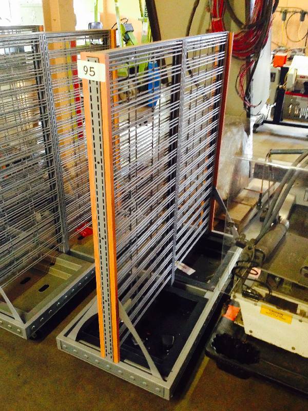 Retail display rack
