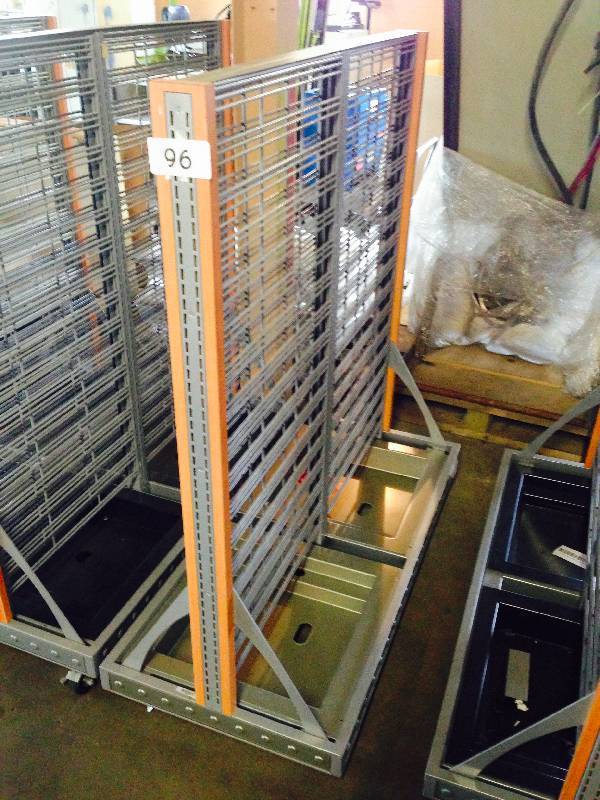 Retail display rack