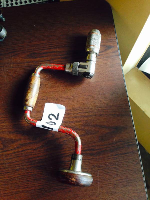 Hand drill