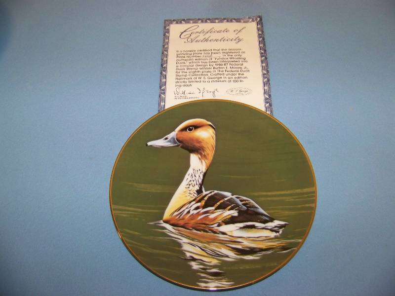lot 3 image: (10) Federal Duck Stamp Collector Plates, circa 1990s