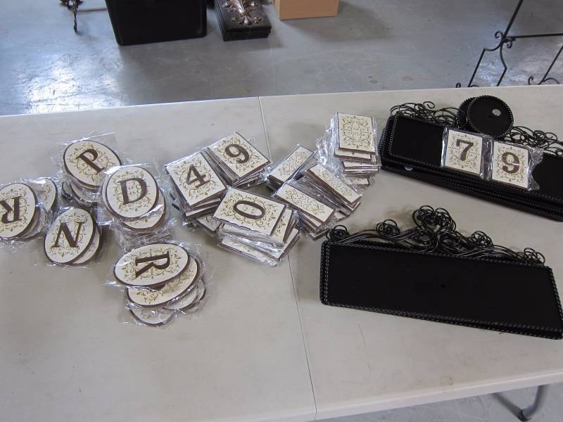 Address  Sign Monograms & Holders