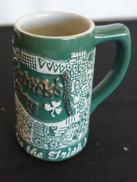 lot 62 image: Hamms St. Patricks Day Irish Mug
