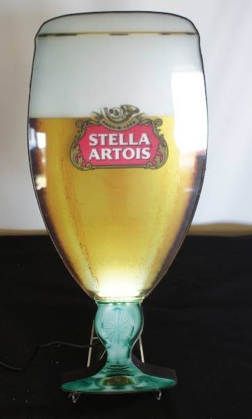 lot 73 image: Stella Artois Back Bar Illuminated Sign