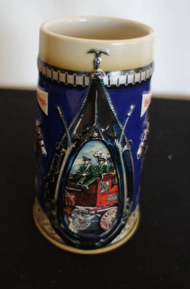 lot 88 image: Anheuser Busch Budweiser Mug