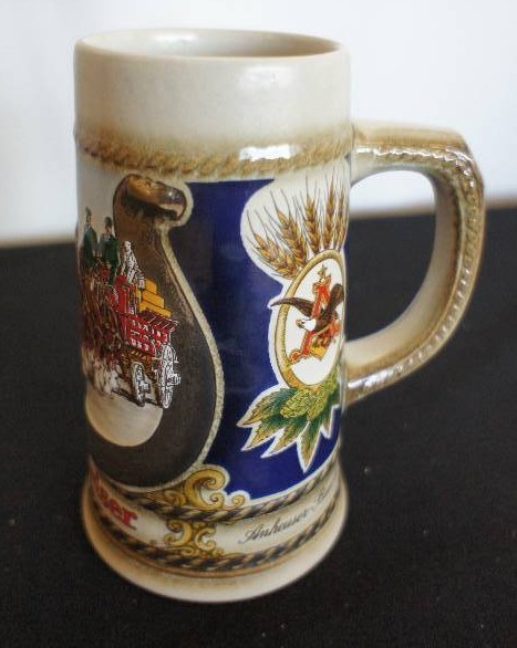 lot 91 image: Budweiser Clydesdales Mug