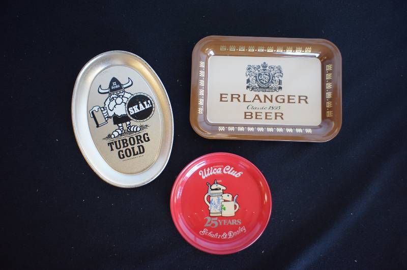 lot 111 image: Group of Beer Tip Trays