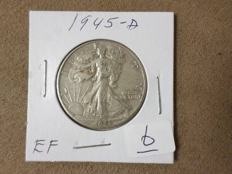 1945-D Half Dollar, EF, Soft Natur...