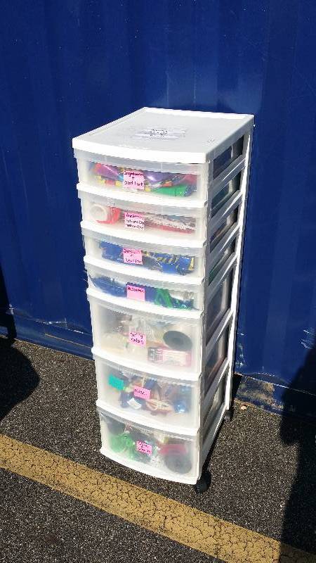 7 Drawer Plastic Tote on Wheels with Various Decorations