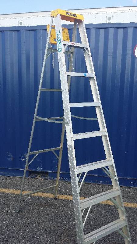 Keller 8 Aluminum Ladder