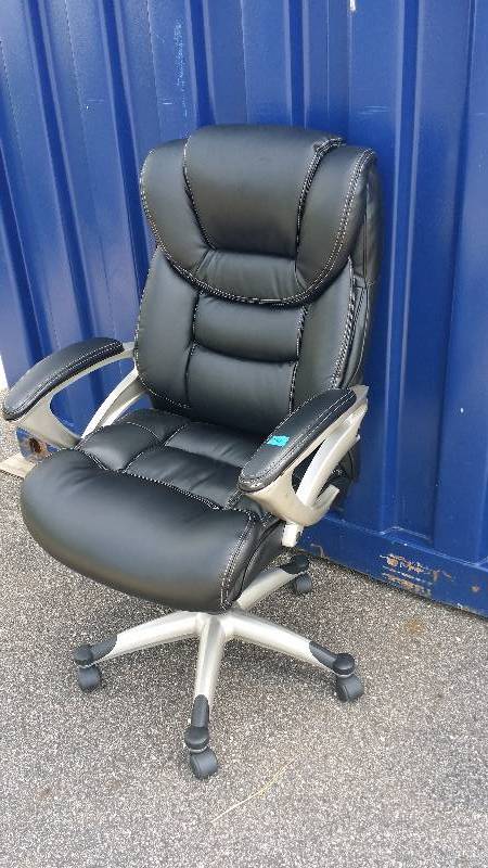 Serta Office Chair on Wheels