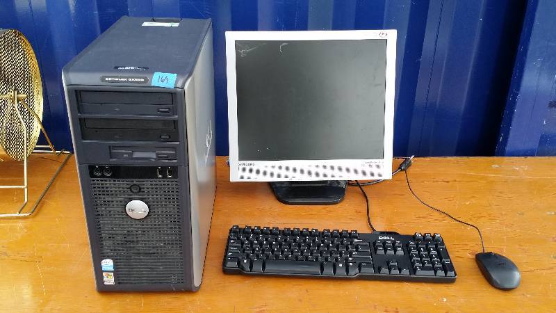 Dell Optiplex GX520 Computer with Samsung 17 Flat Screen Monitor, Keyboard & Mouse
