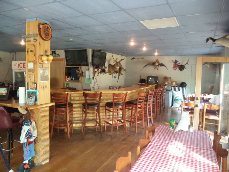 Overview of Big Pine Lodge.  Do not bid on this lot