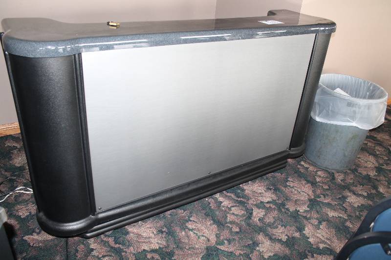 lot 331 image: Serving Station wLocking Wheels, Bottle Rack & Shelving Ice Bucket BlackGray Contents Not Included 77 x 27 x 47.