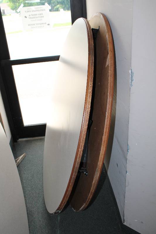 lot 321 image: Lot of (2) Circular Tables wMetal Folding Bases 5 Diameter.