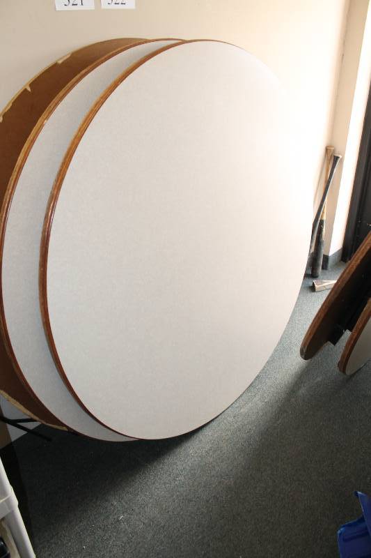 lot 322 image: Lot of (3) Circular Tables wMetal Folding Bases 5 Diameter.