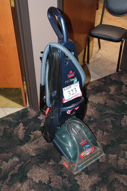 lot 323 image: Bissel PROHeat 2X Floor Cleaner wCord Dual Dirtlifter Brushes 10 Cleaning Rows 12 Amps.