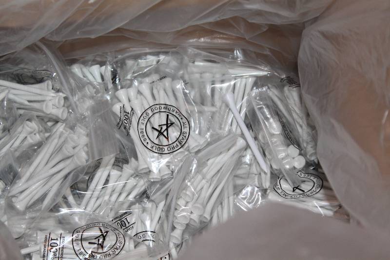 lot 348 image: Box Lot of Bagged Golf Tees White Medium-Long Length.