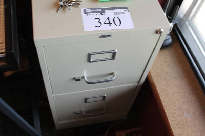 lot 340 image: Mirsh Filing Cabinet w2 Drawers & Handles 15 x 26.5 x 28.