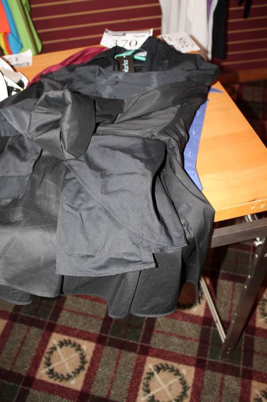 lot 370 image: Clothing Lot of Button Up Shirts BlackMarroonBlue And More.