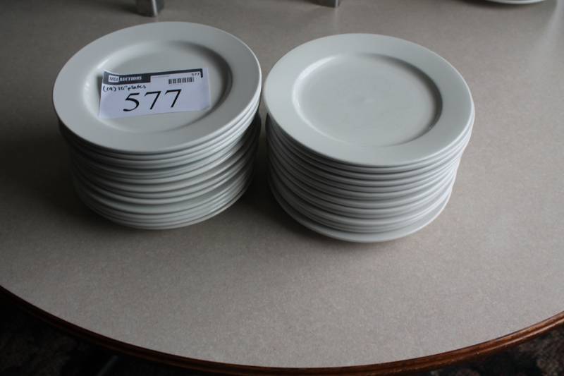lot 577 image: Lot of (29) White Dinner Plates 10.