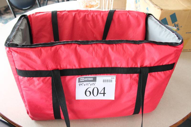 lot 604 image: HotCold Transportation Bag wHandles & Zipper Lid 24 x 12 x 13.