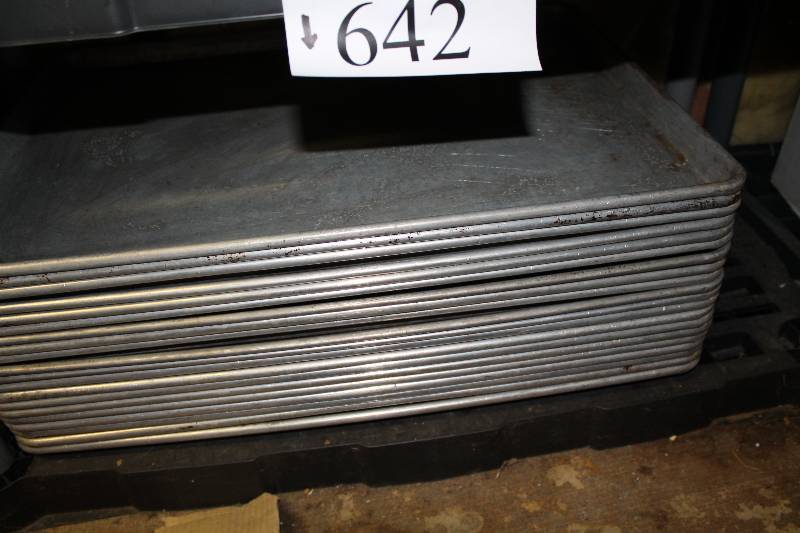 lot 642 image: Shelf Lot of Stainless Steel Baking Trays.