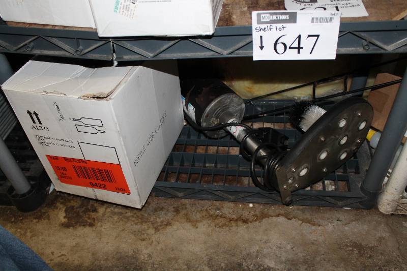 lot 647 image: Shelf Lot.