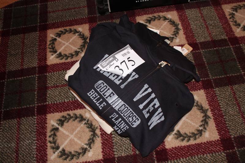lot 375 image: Clothing Lot Including Valley View Golf Course Sweatshirts Size Medium & Small.