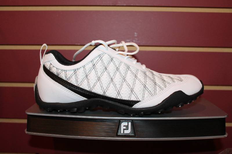 lot 362 image: Footjoy Superlites Womens Golf Shoes Size 7.