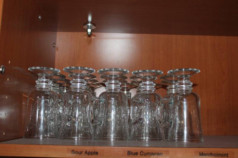lot 486 image: Shelf Lot of Drinking Glasses.