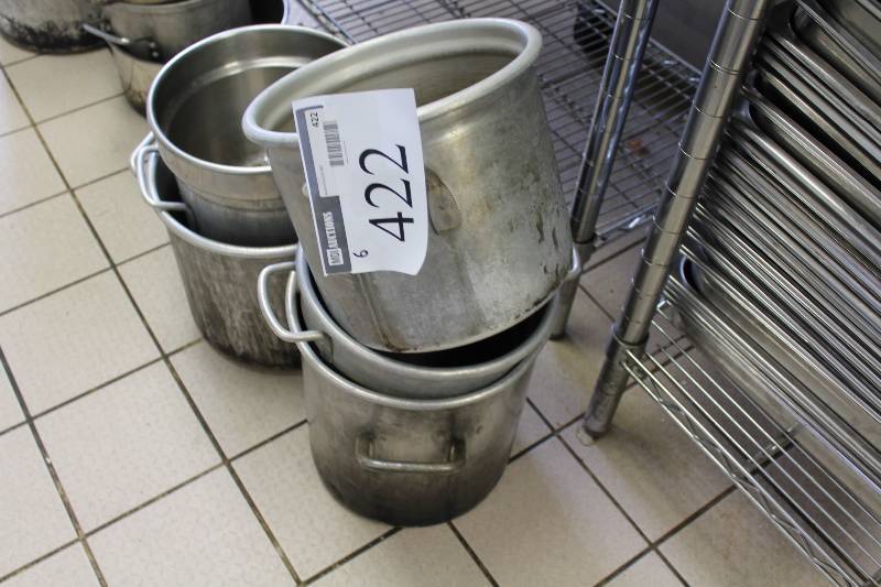 lot 422 image: Lot of (6) Metal Stock Pots wHandles & Without.