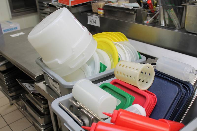 lot 444 image: Shelf Lot Including Plastic Condiment Bottles wLids Plastic Buckets wLids Square Prep Bucket Lids And More.