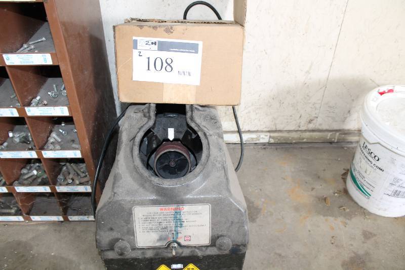 lot 108 image: Foley United Sharpening Station w Cord & Multiple Grinding Blades Included.