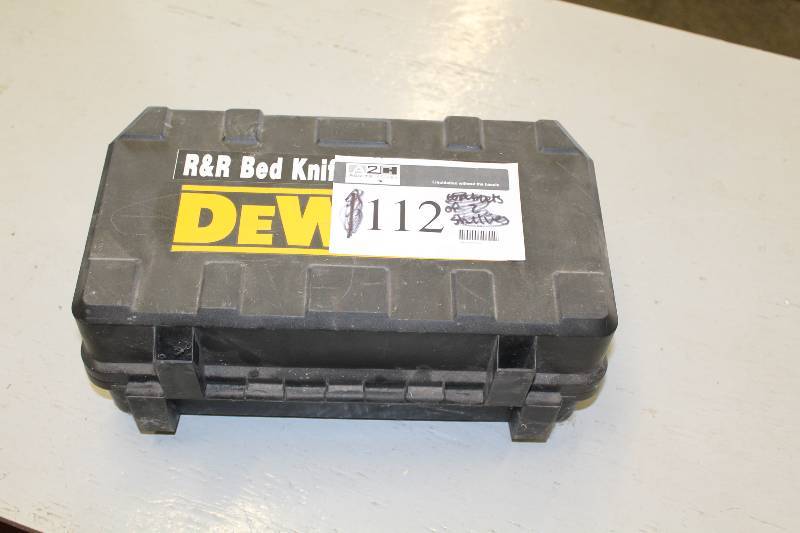 lot 112 image: DeWalt 4 12 Angle Grinder wCase Model DW402.