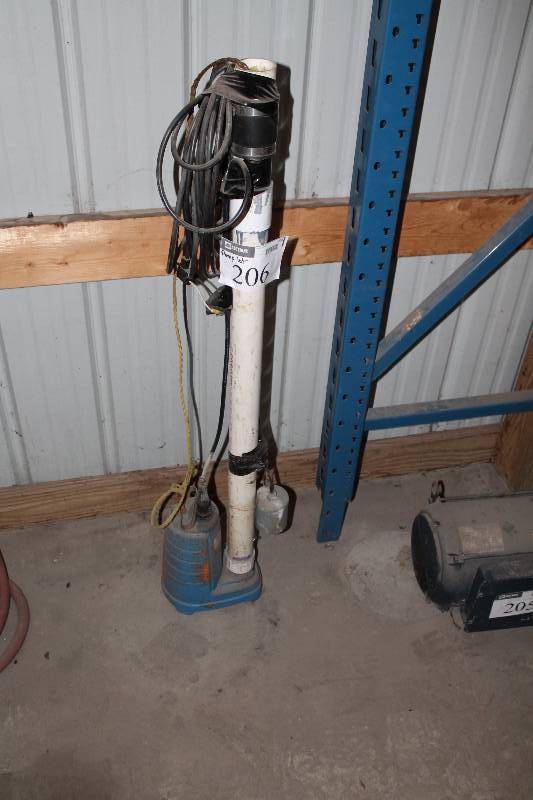 lot 206 image: Goulds PE Submersible Effluent Pump wCord 61 GPM.
